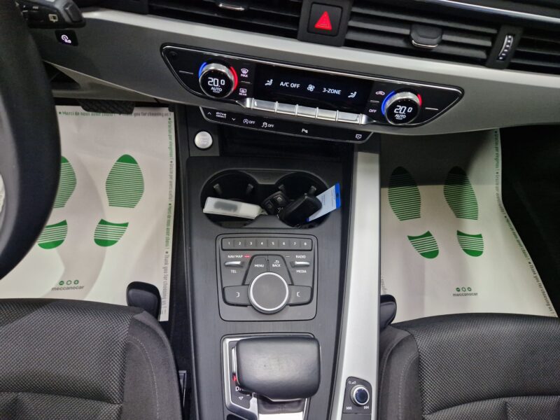 Audi A4 Avant 40 tdi Business quattro 190cv s-tronic