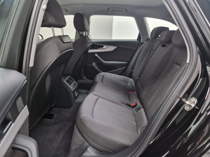 Audi A4 Avant 40 tdi Business quattro 190cv s-tronic