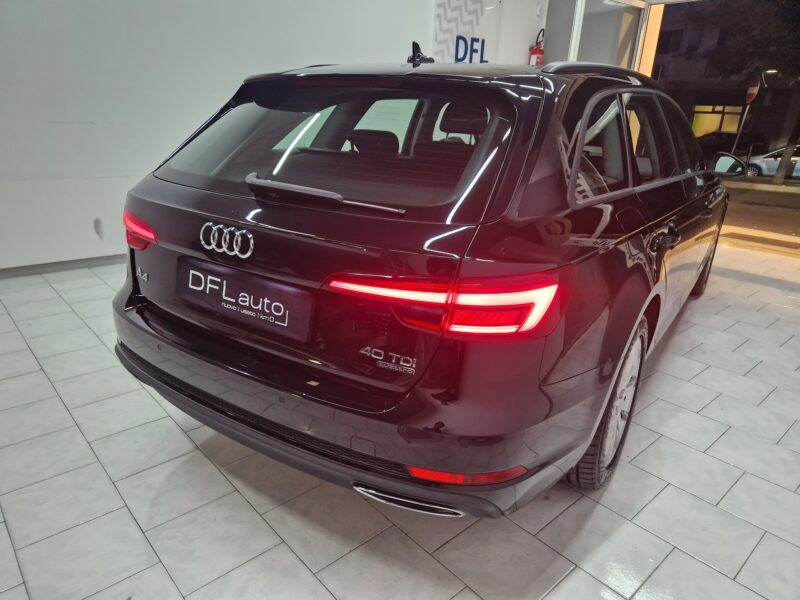 Audi A4 Avant 40 tdi Business quattro 190cv s-tronic