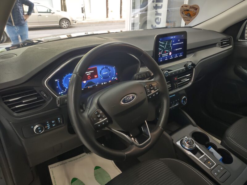 Kuga 1.5 ecoblue Titanium Business 2wd 120cv auto